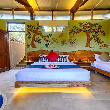 Kanha Jungle Camp Ngoại thất bức ảnh