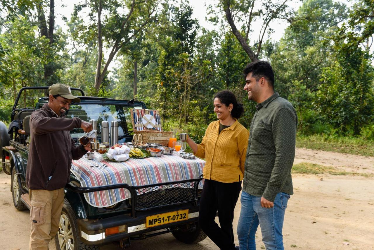 Kanha Jungle Camp Ngoại thất bức ảnh