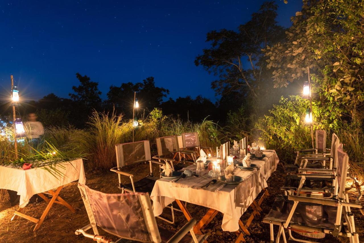 Kanha Jungle Camp Ngoại thất bức ảnh