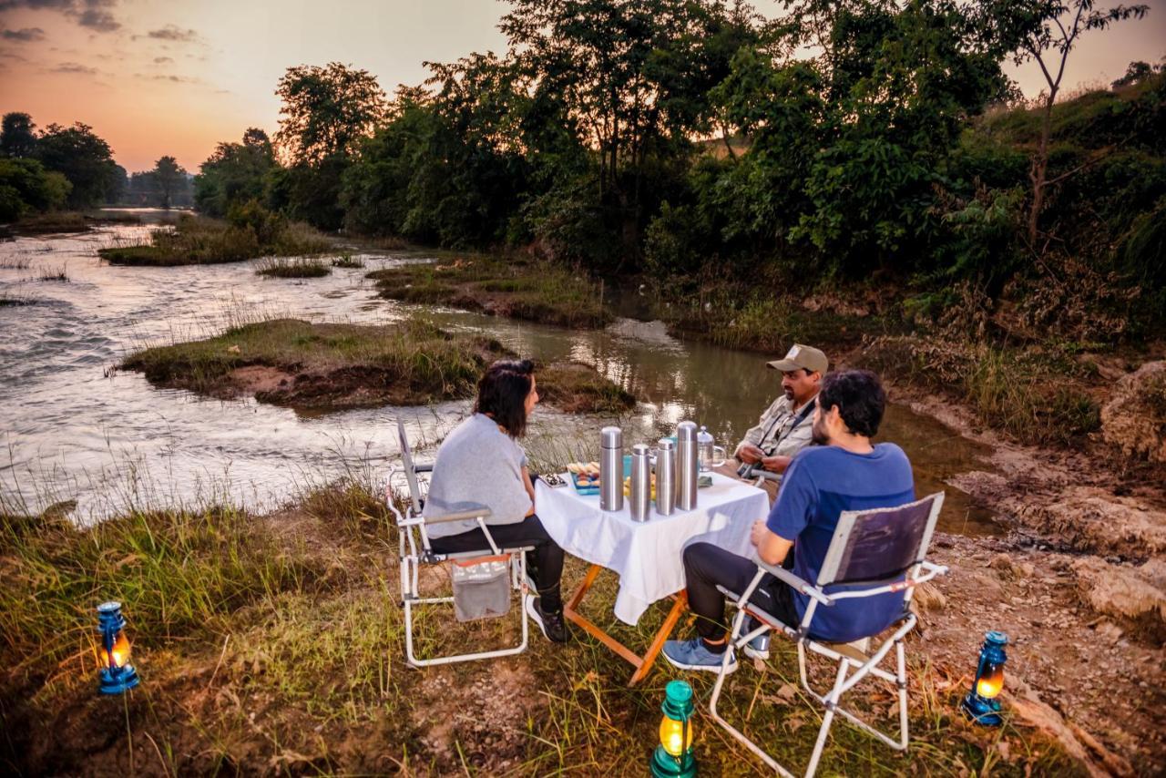 Kanha Jungle Camp Ngoại thất bức ảnh