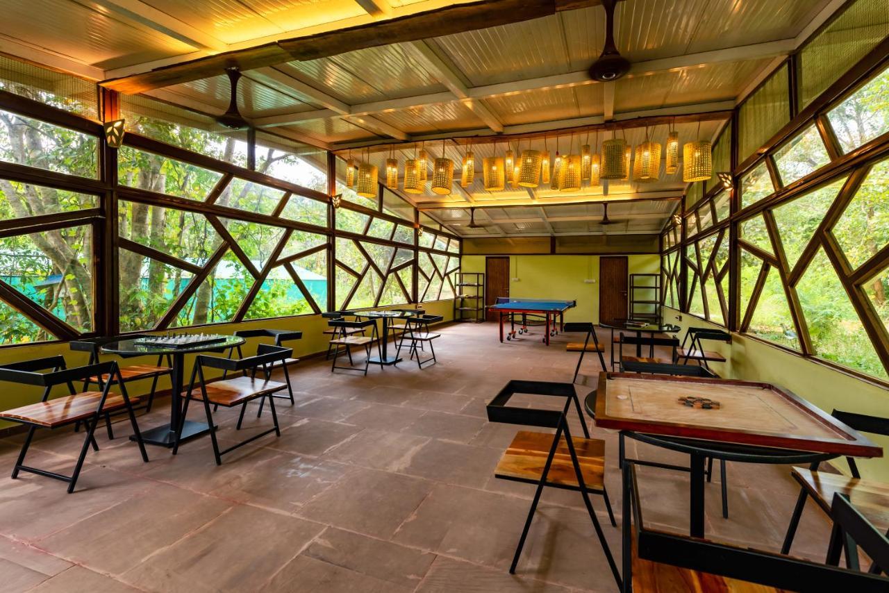 Kanha Jungle Camp Ngoại thất bức ảnh