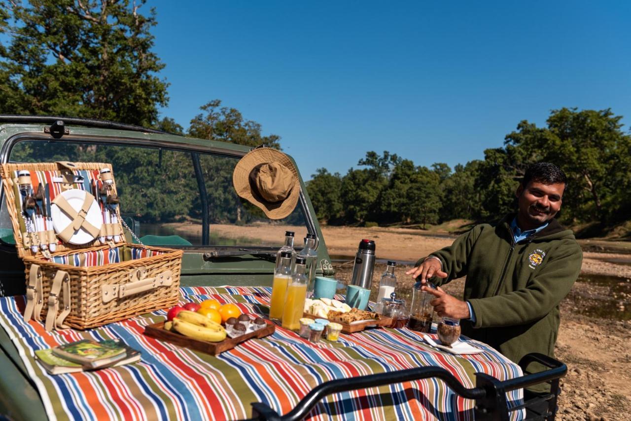 Kanha Jungle Camp Ngoại thất bức ảnh