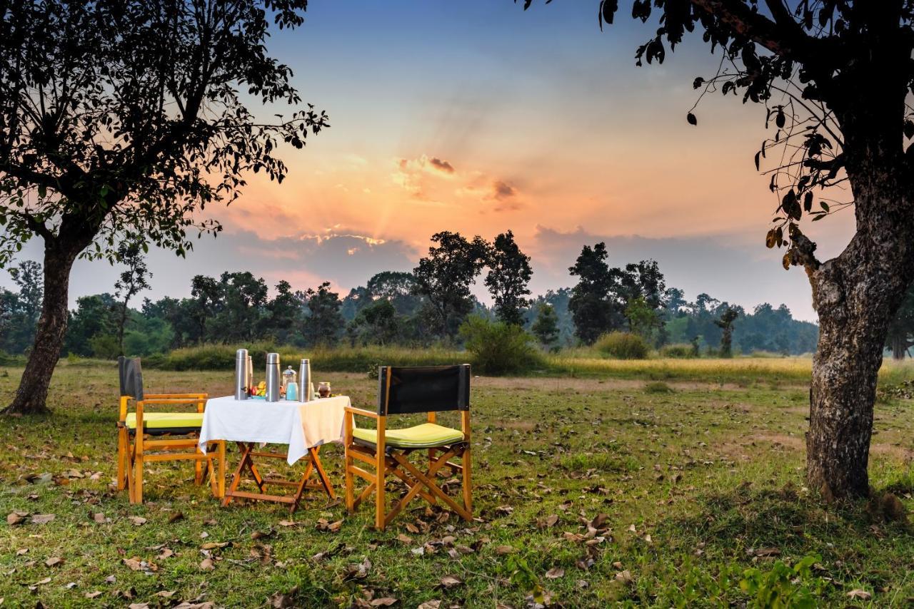 Kanha Jungle Camp Ngoại thất bức ảnh